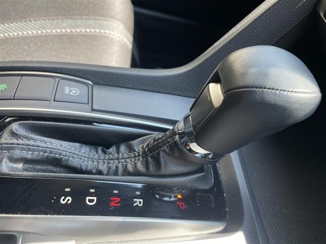 Honda CIVIC 2019 7560896-10