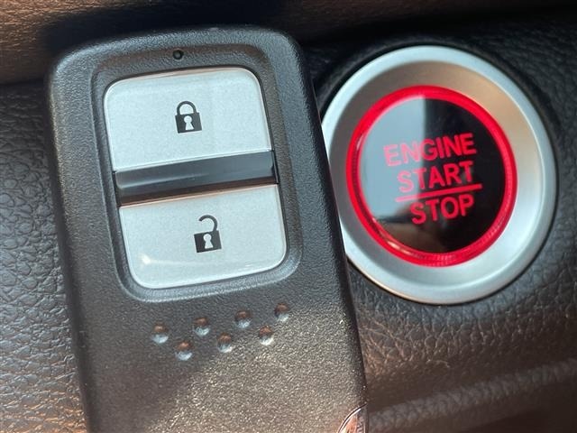 Honda CIVIC 2019 7560896-4