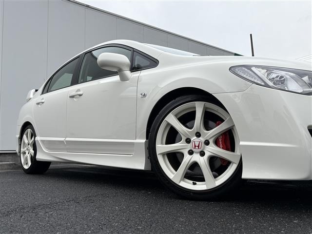 Honda CIVIC 2010 7560897-8