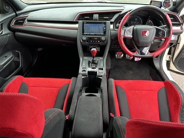 Honda CIVIC 2018 7560901-14
