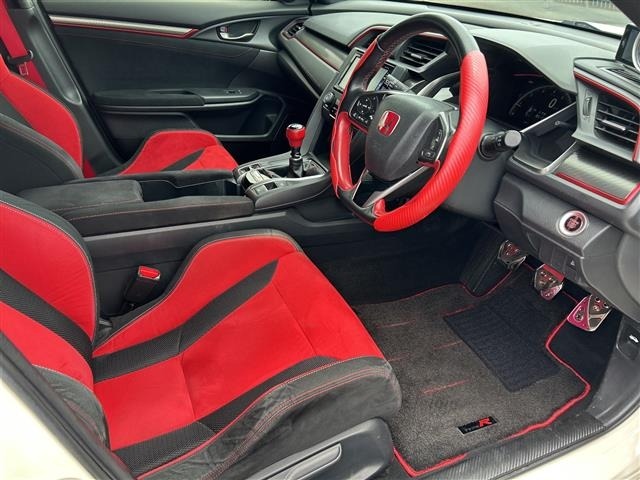 Honda CIVIC 2018 7560901-20