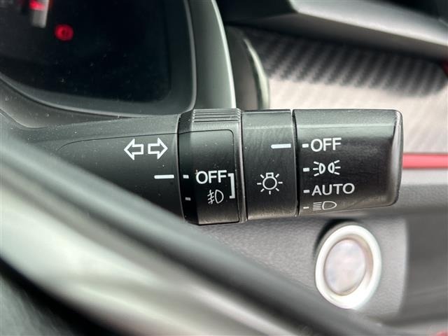 Honda CIVIC 2018 7560901-7