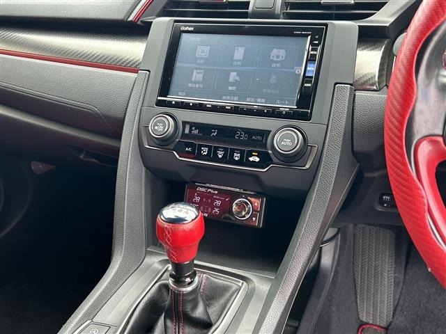 Honda CIVIC 2018 7560901-8
