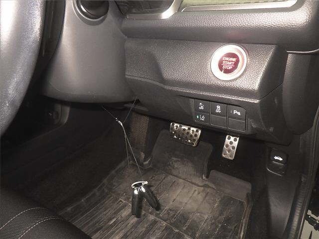 Honda CIVIC 2019 7560902-8
