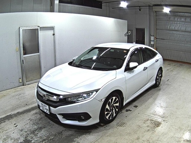 Honda CIVIC 2018 7560903-4