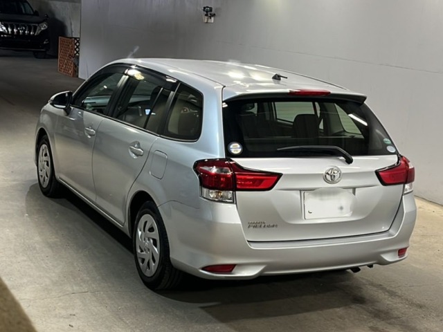 Toyota COROLLA FIELDER 2018 7560949-1