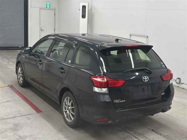 Toyota COROLLA FIELDER 2017 7560976-1