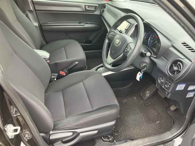 Toyota COROLLA FIELDER 2017 7560976-7