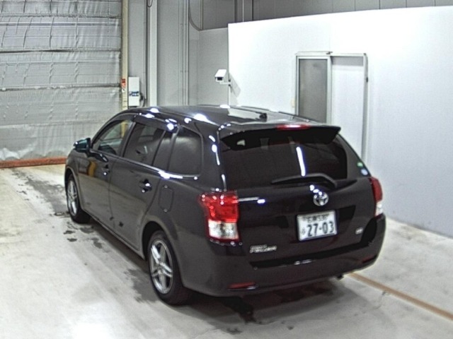 Toyota COROLLA FIELDER 2012 7560979-1