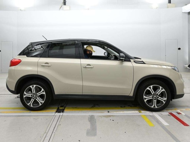Suzuki ESCUDO 2017 7544997-3