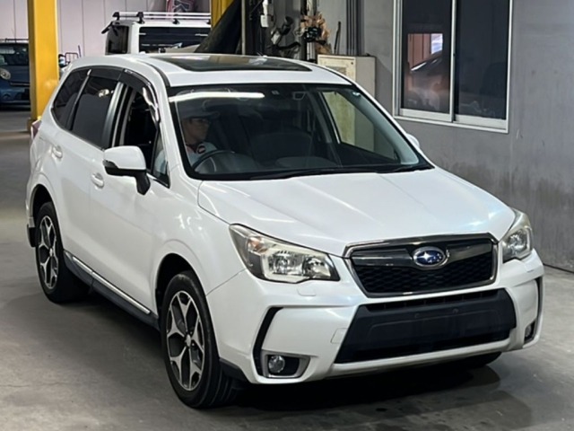 Subaru FORESTER 2013 7561383-4