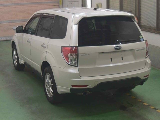 Subaru FORESTER 2011 7561387-1
