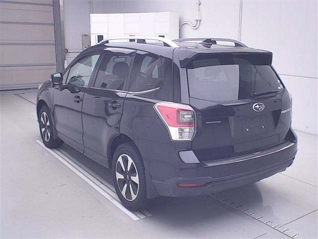 Subaru FORESTER 2017 7561701-1