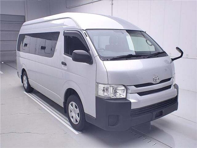 Toyota HIACE COMMUTER 2016 7564190-0