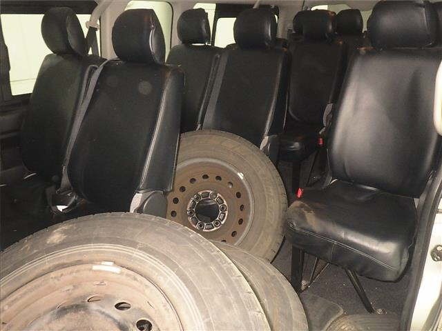Toyota HIACE COMMUTER 2016 7564190-7