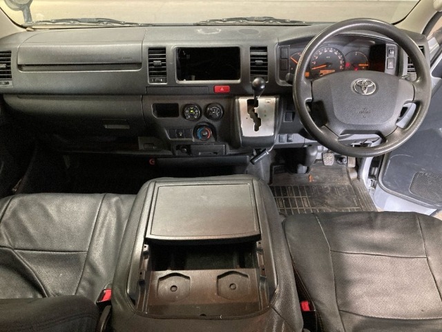 Toyota HIACE VAN 2015 7561288-3