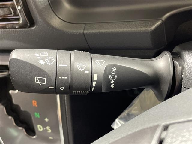 Toyota HIACE VAN 2023 7561416-6