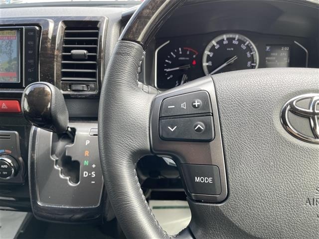 Toyota HIACE VAN 2021 7561417-2