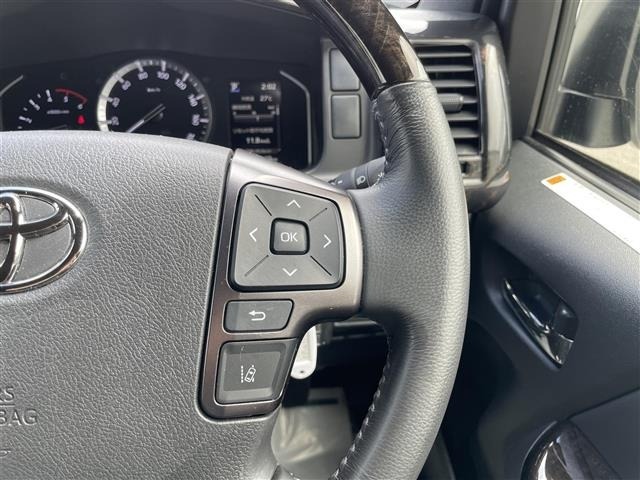 Toyota HIACE VAN 2021 7561417-4