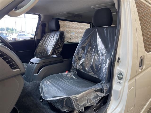 Toyota HIACE VAN 2025 7561425-4