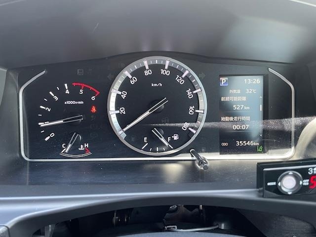 Toyota HIACE VAN 2020 7561426-11