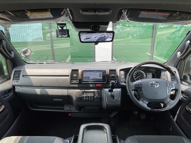 Toyota HIACE VAN 2026 7561428-14