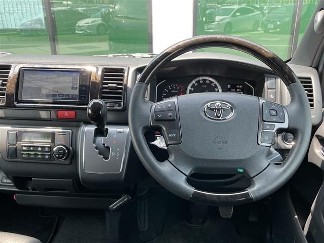 Toyota HIACE VAN 2026 7561428-19