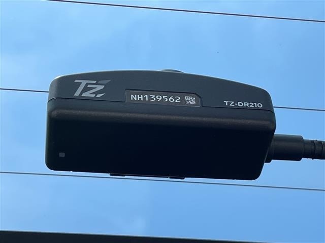 Toyota HIACE VAN 2026 7561428-2