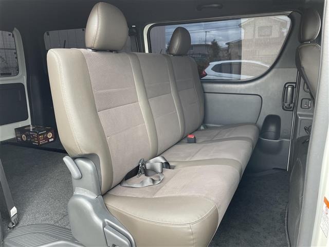 Toyota HIACE VAN 2019 7561429-9