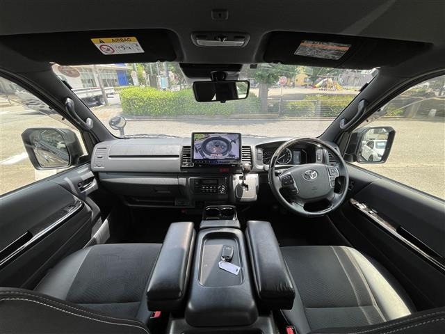 Toyota HIACE VAN 2020 7561430-3
