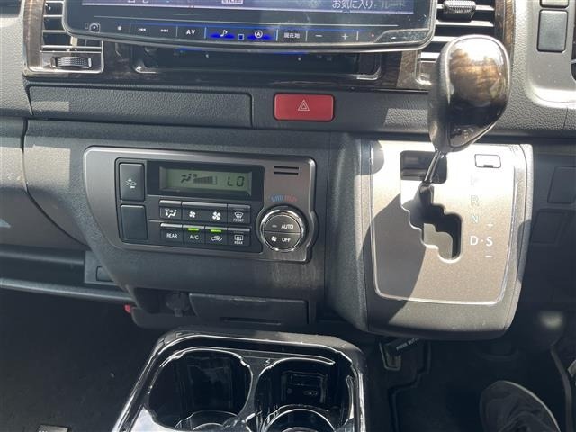 Toyota HIACE VAN 2020 7561430-6