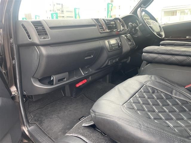 Toyota HIACE VAN 2019 7561443-4