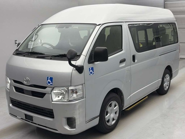 Toyota HIACE VAN 2020 7561446-0