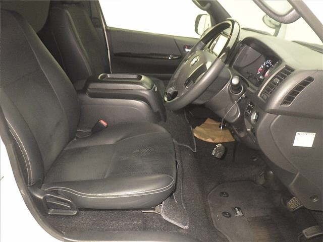 Toyota HIACE VAN 2020 7561641-5