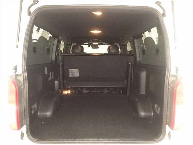 Toyota HIACE VAN 2020 7561641-7