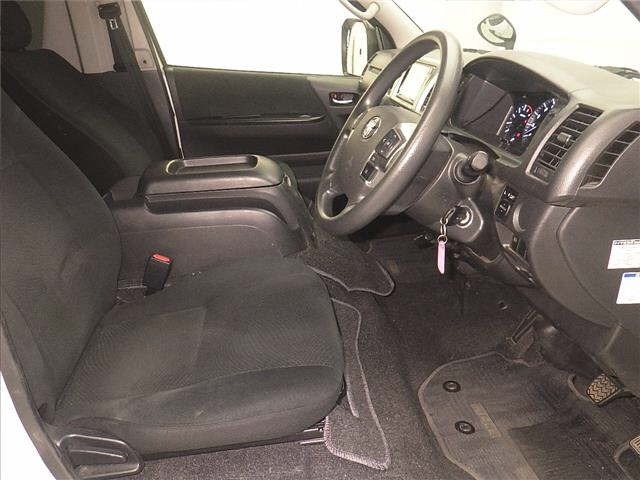 Toyota HIACE VAN 2021 7561642-5