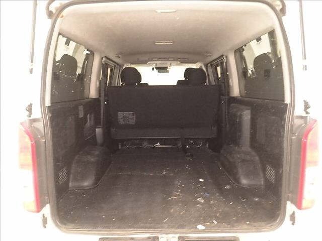 Toyota HIACE VAN 2021 7561642-7