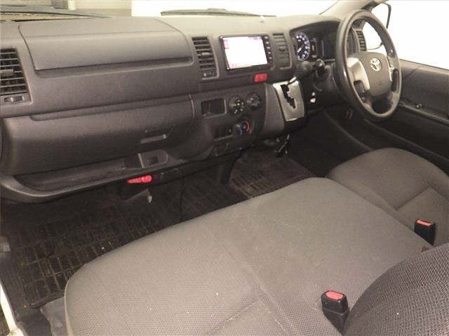 Toyota HIACE VAN 2020 7561651-4