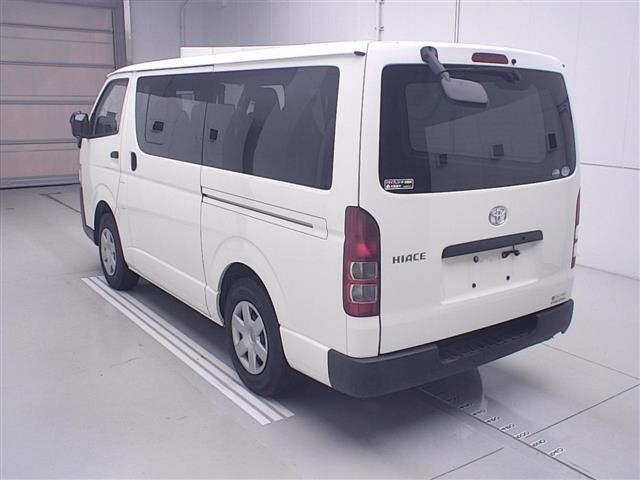 Toyota HIACE VAN 2021 7561673-1