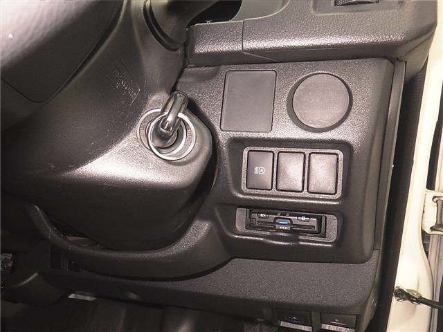 Toyota HIACE VAN 2021 7561673-8