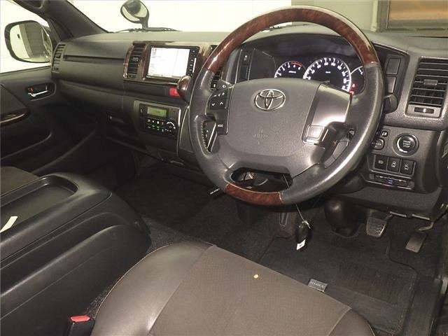 Toyota HIACE VAN 2019 7561674-3