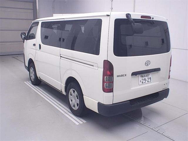 Toyota HIACE VAN 2021 7561675-1