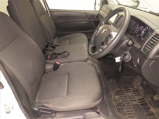 Toyota HIACE VAN 2021 7561675-5