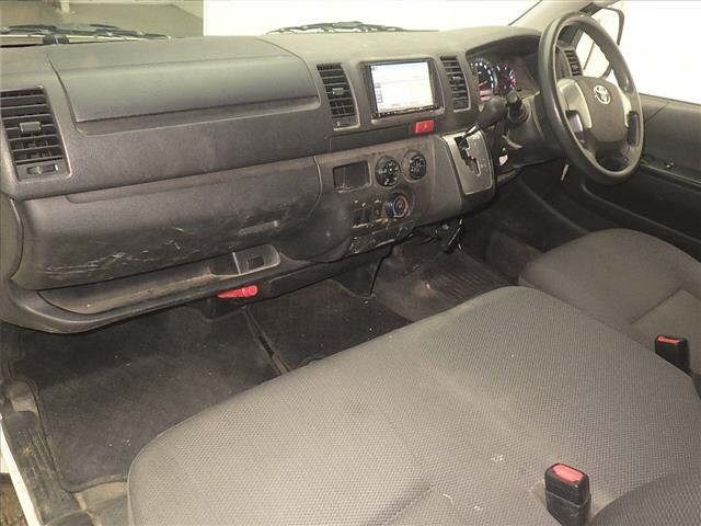 Toyota HIACE VAN 2020 7561676-4