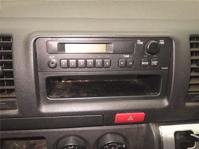 Toyota HIACE VAN 2021 7561686-6