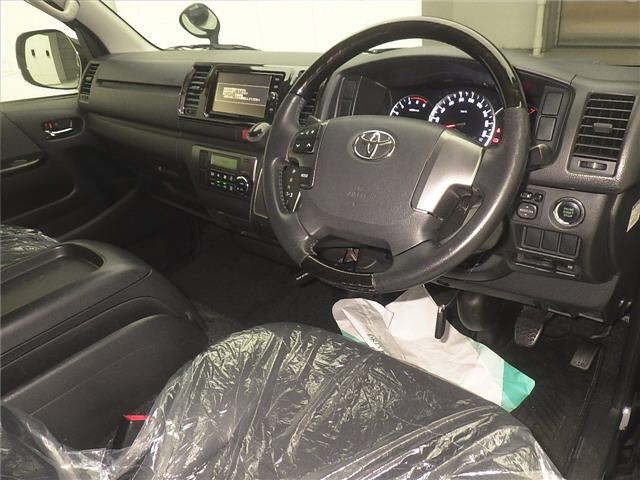Toyota HIACE VAN 2016 7561687-3