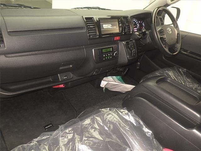 Toyota HIACE VAN 2016 7561687-4