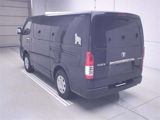 Toyota HIACE VAN 2021 7561697-1