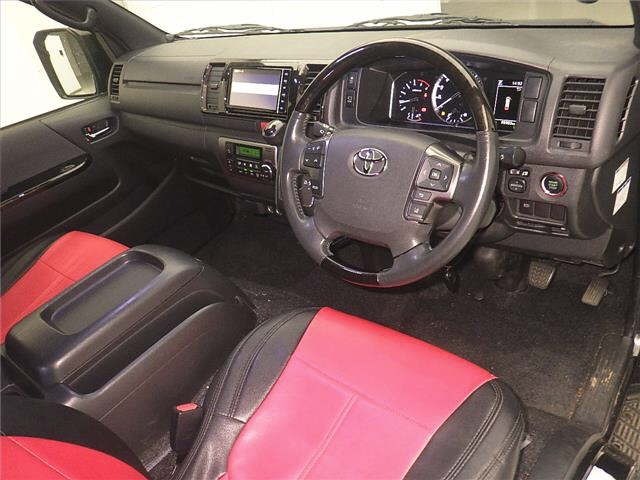 Toyota HIACE VAN 2021 7561697-3