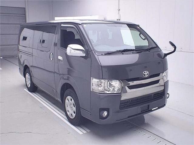 Toyota HIACE VAN 2019 7561708-0